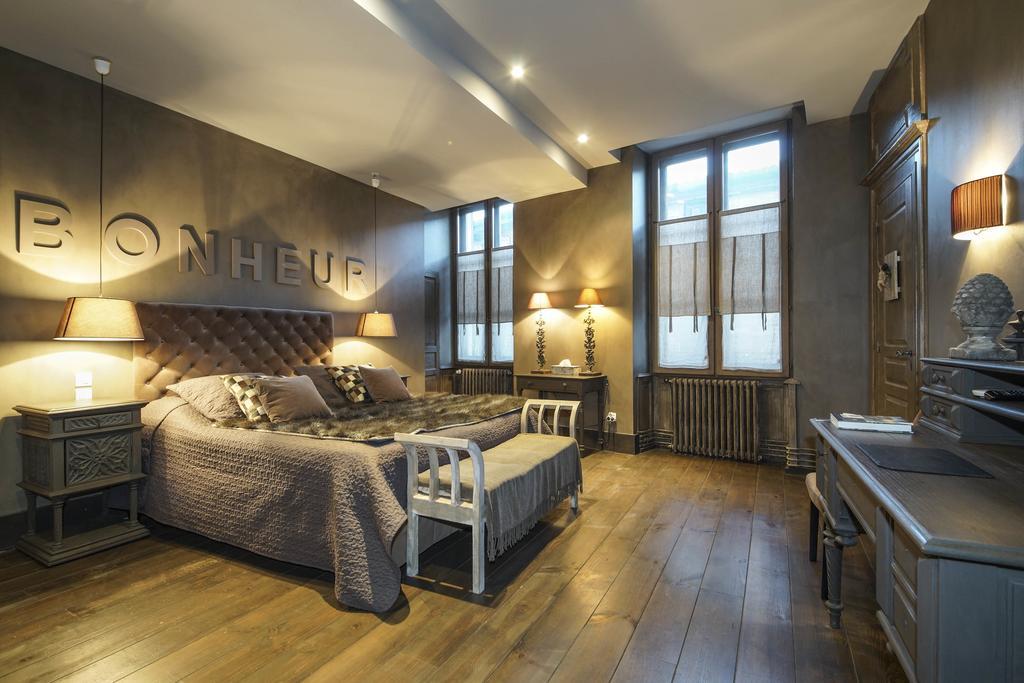Hotel De La Tour Chatillon-sur-Chalaronne Ngoại thất bức ảnh